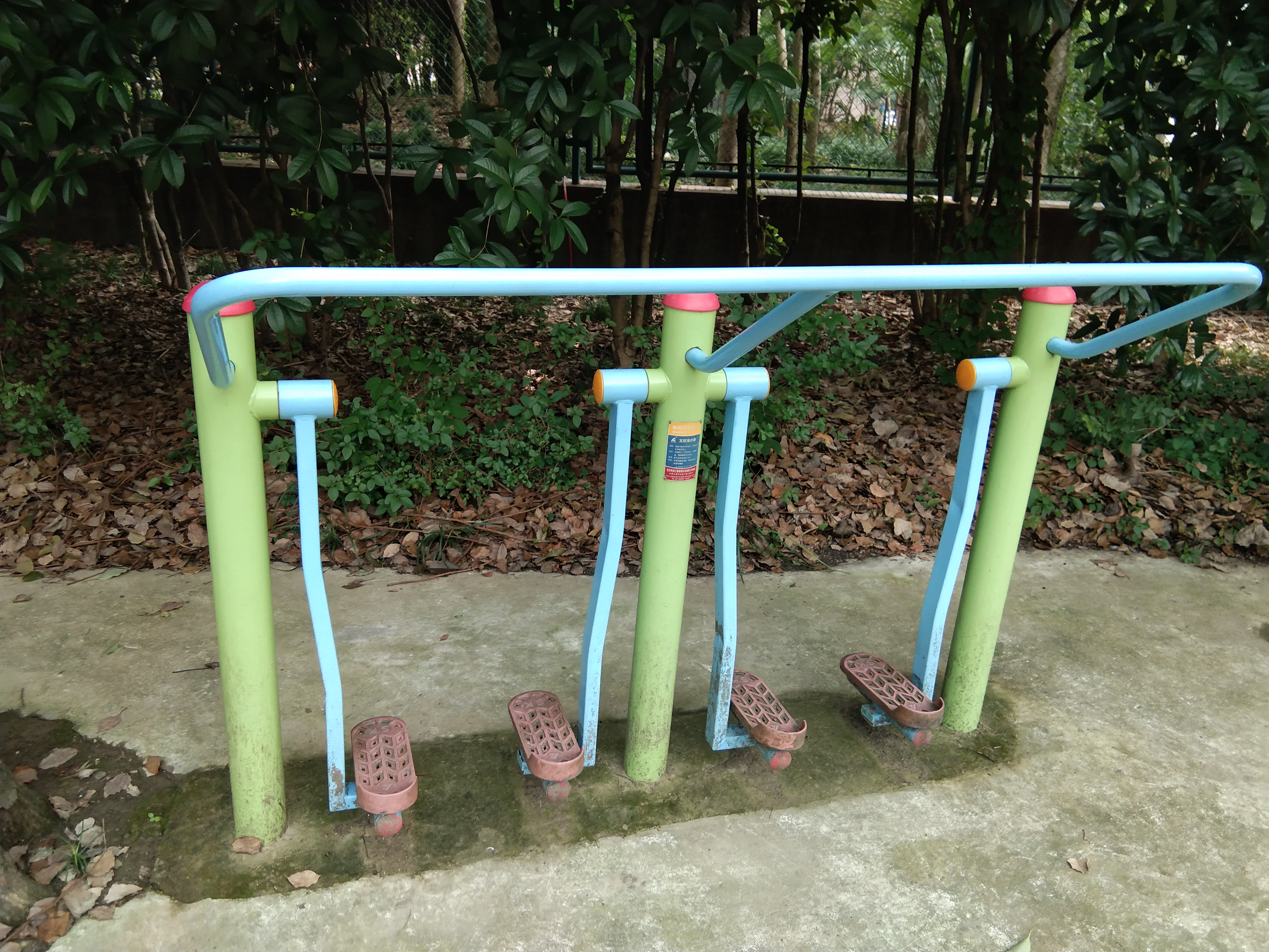 太空漫步器 太空漫步器