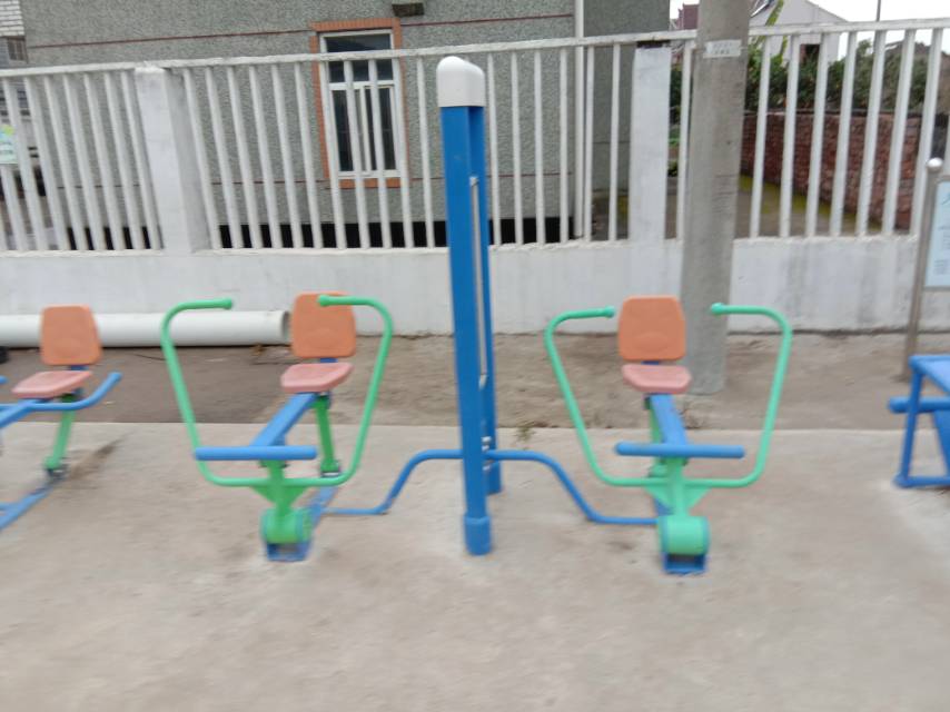 雙立柱平推平拉訓練器 雙立柱平推平拉訓練器