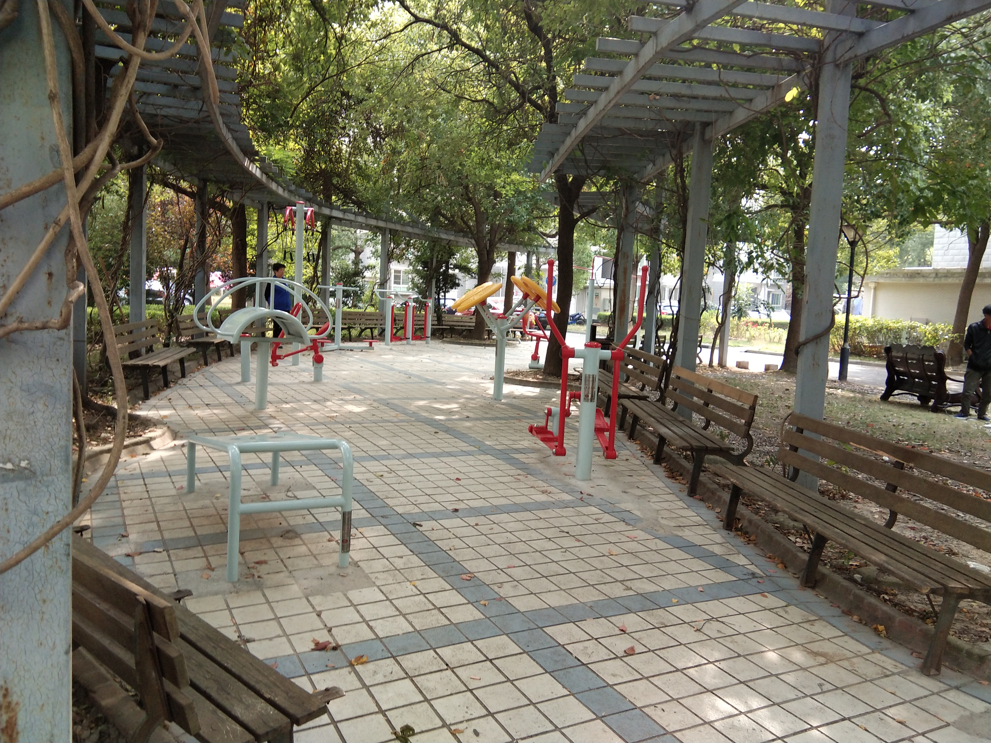 安建居委健身點(diǎn)