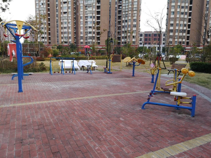 孫耀路居委健身苑點(diǎn)