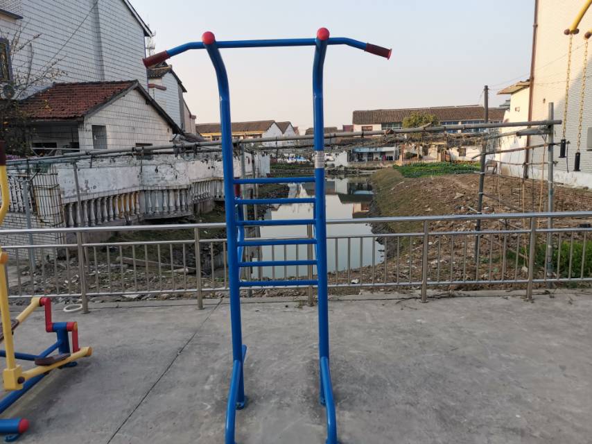 多功能訓(xùn)練器