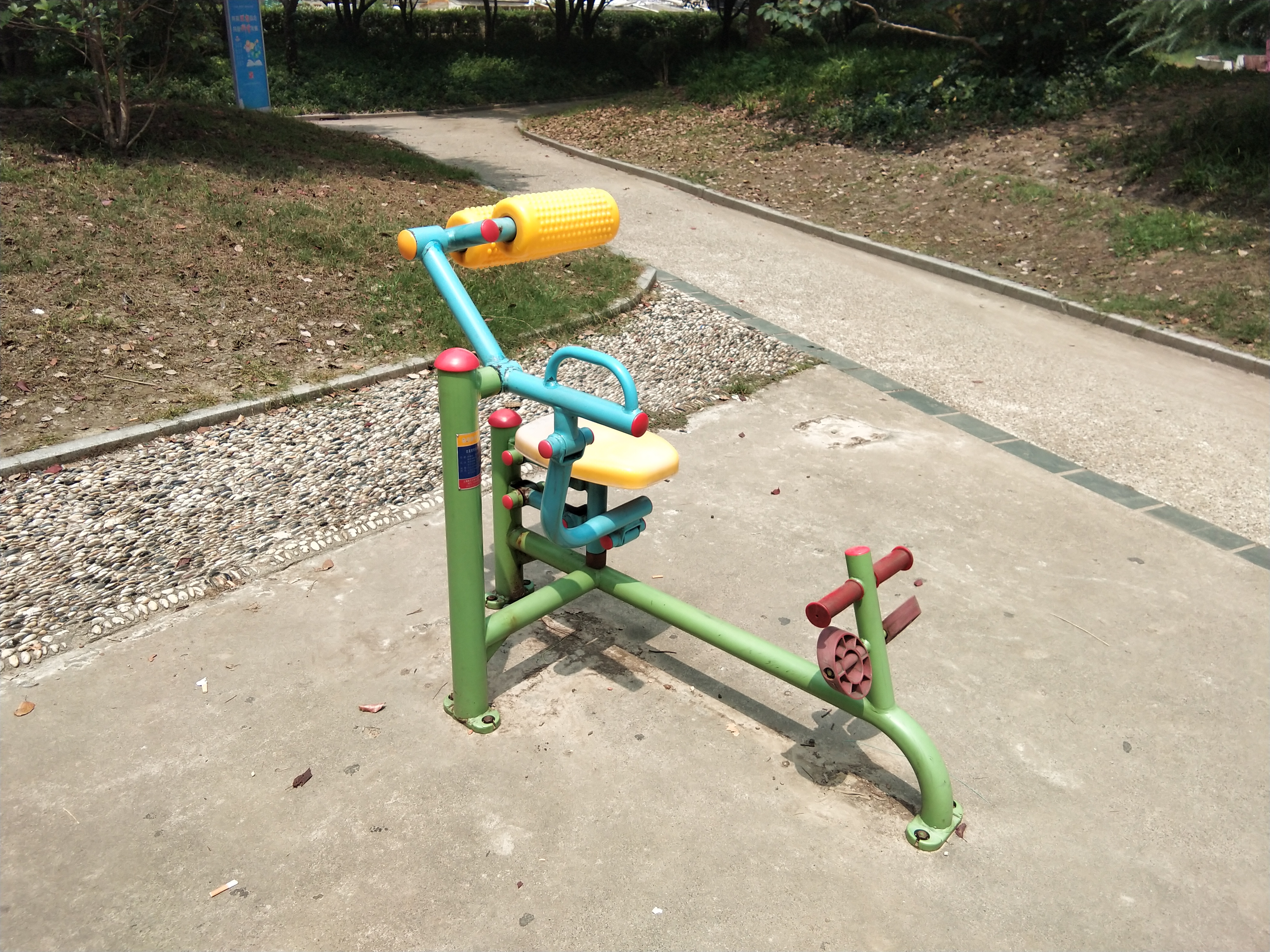 腹背鍛煉器 腹背鍛煉器