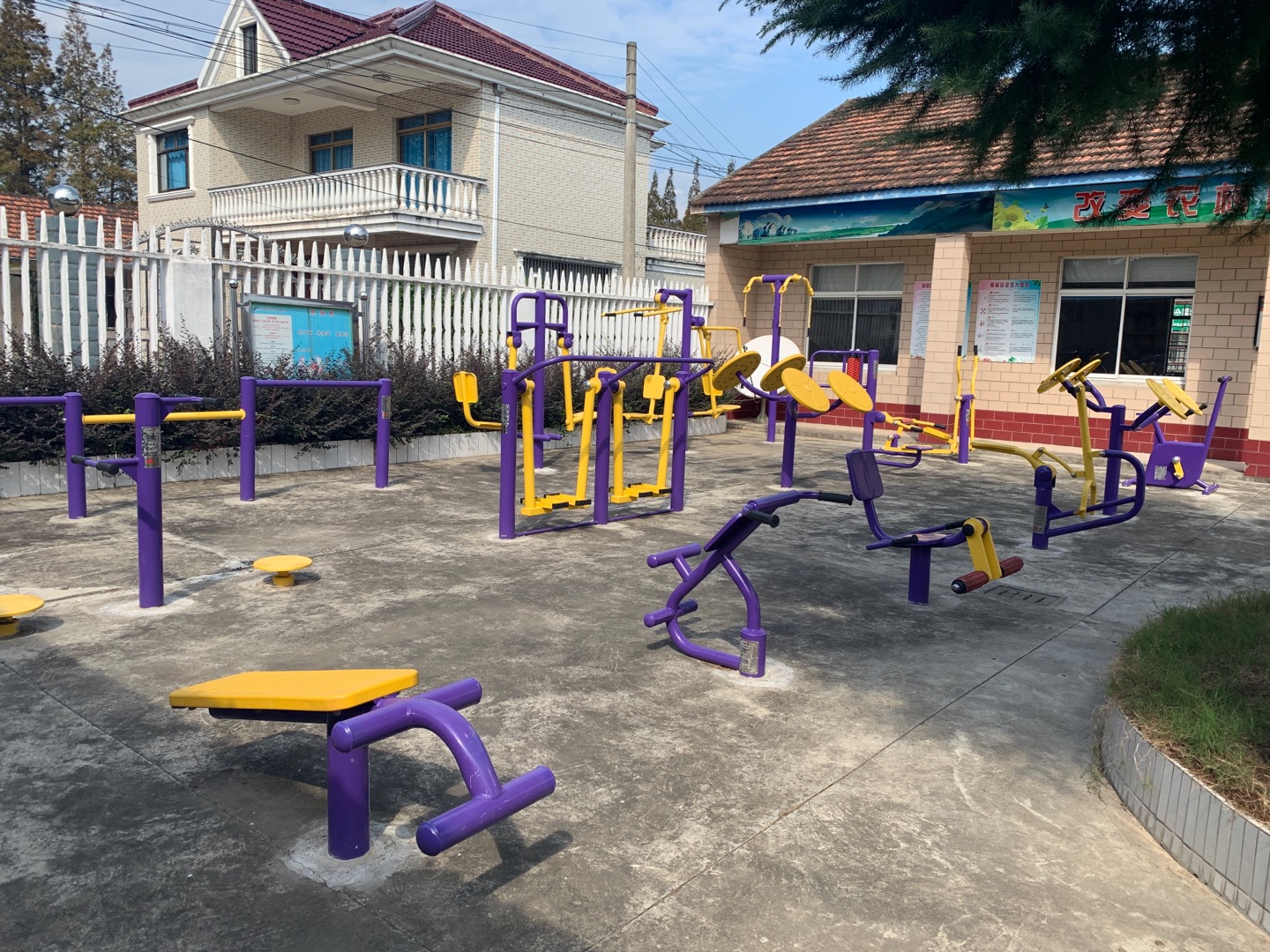 新河鎮(zhèn)金橋村健身點