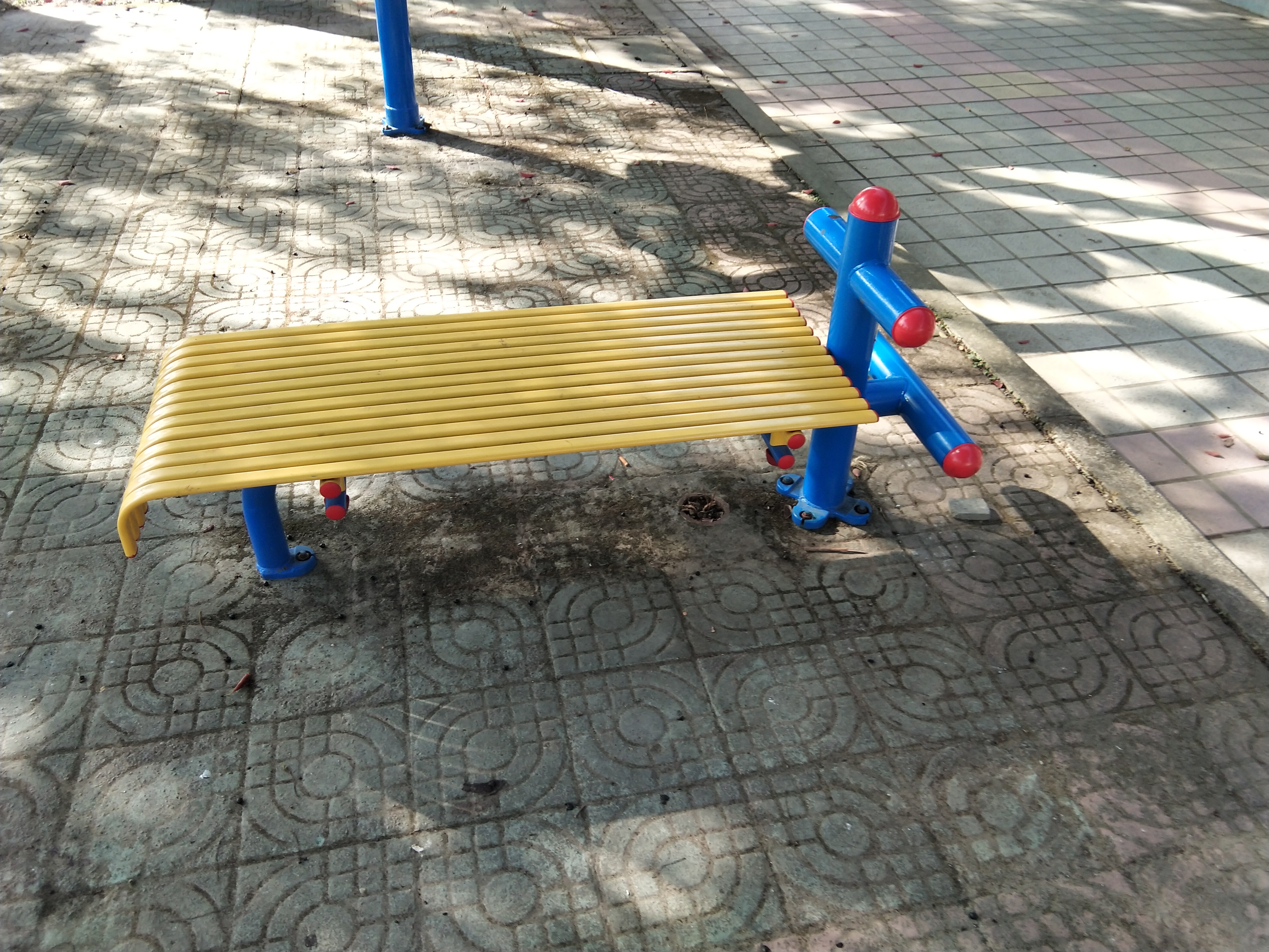 仰臥起坐板 仰臥起坐板