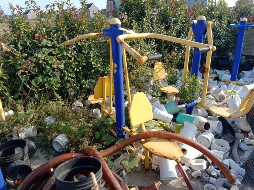 坐拉訓(xùn)練器