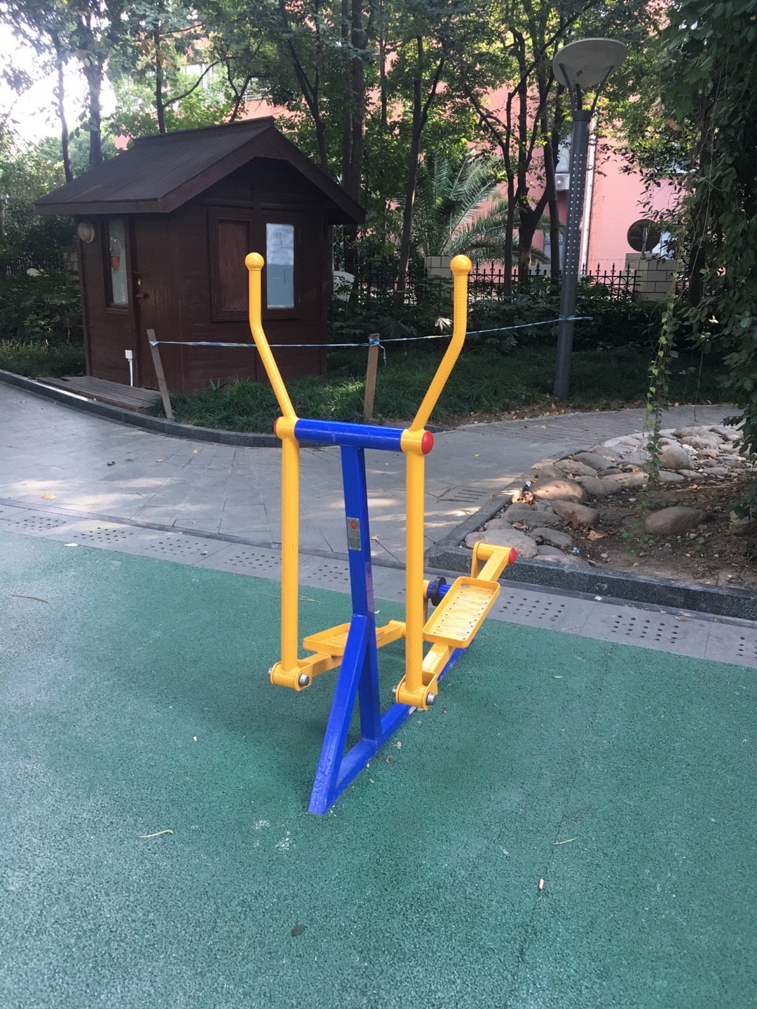 室外橢圓機(jī) 室外橢圓機(jī)