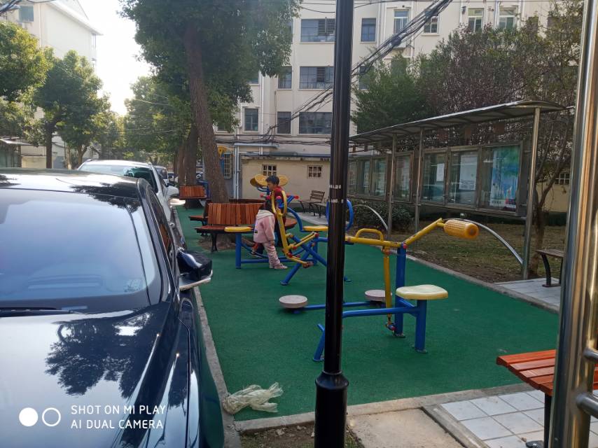 虹盛小區(qū)健身點(diǎn)