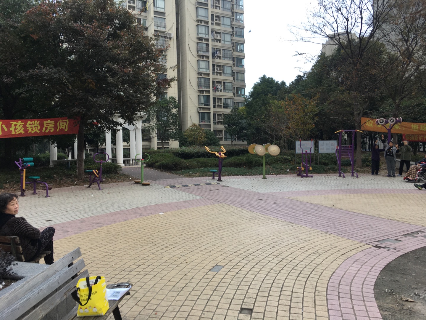 金禾苑居委健身點(diǎn)1