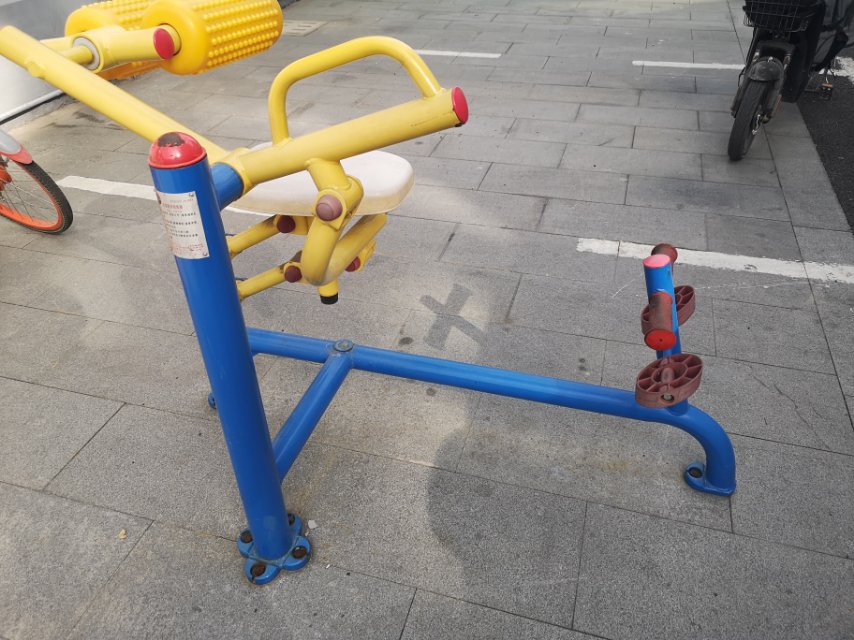 自重腹背鍛煉器