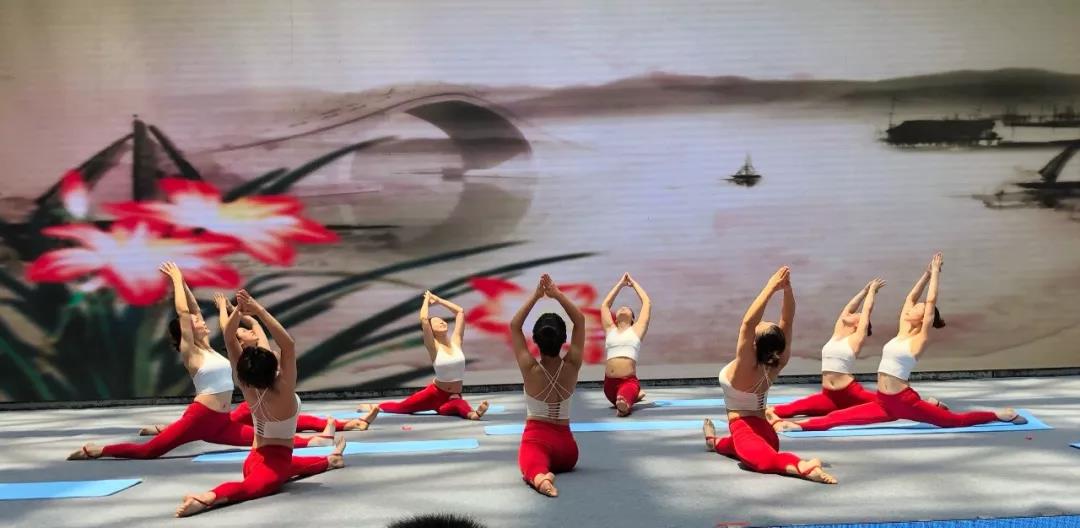 運(yùn)動場 運(yùn)動場