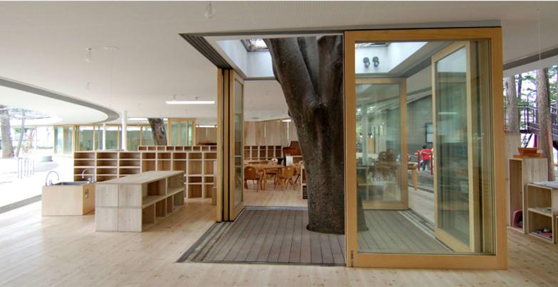 極簡(jiǎn)設(shè)計(jì)的幼兒園成為孩子釋放天性的樂園