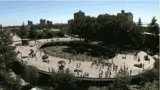 極簡(jiǎn)設(shè)計(jì)的幼兒園成為孩子釋放天性的樂園