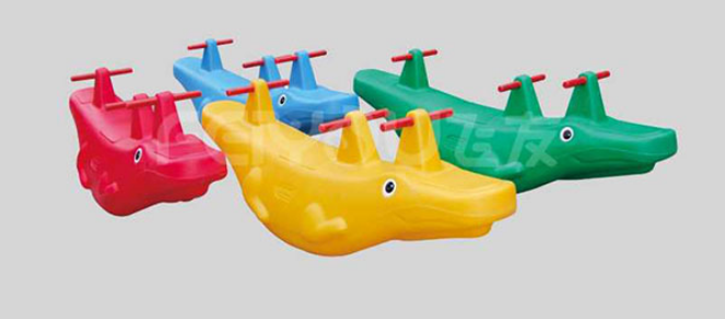 蹺蹺板的材質(zhì)、工藝及安裝方法