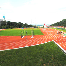 環(huán)保田徑塑膠跑道施工工程河北石家莊橡膠跑道面層修補(bǔ)