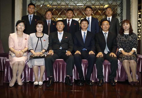 運(yùn)動(dòng)場(chǎng) 運(yùn)動(dòng)場(chǎng)